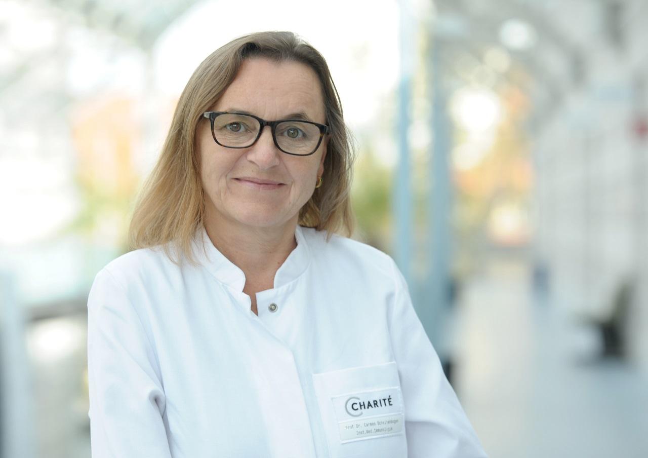 Porträtfoto Prof Dr. Carmen Scheibenbogen